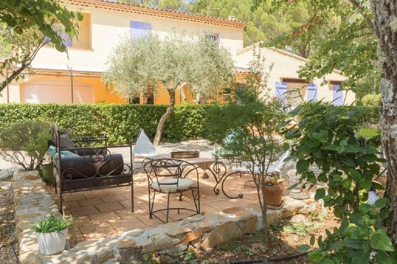 La Maison De La Cigale Forcalqueiret Εξωτερικό φωτογραφία